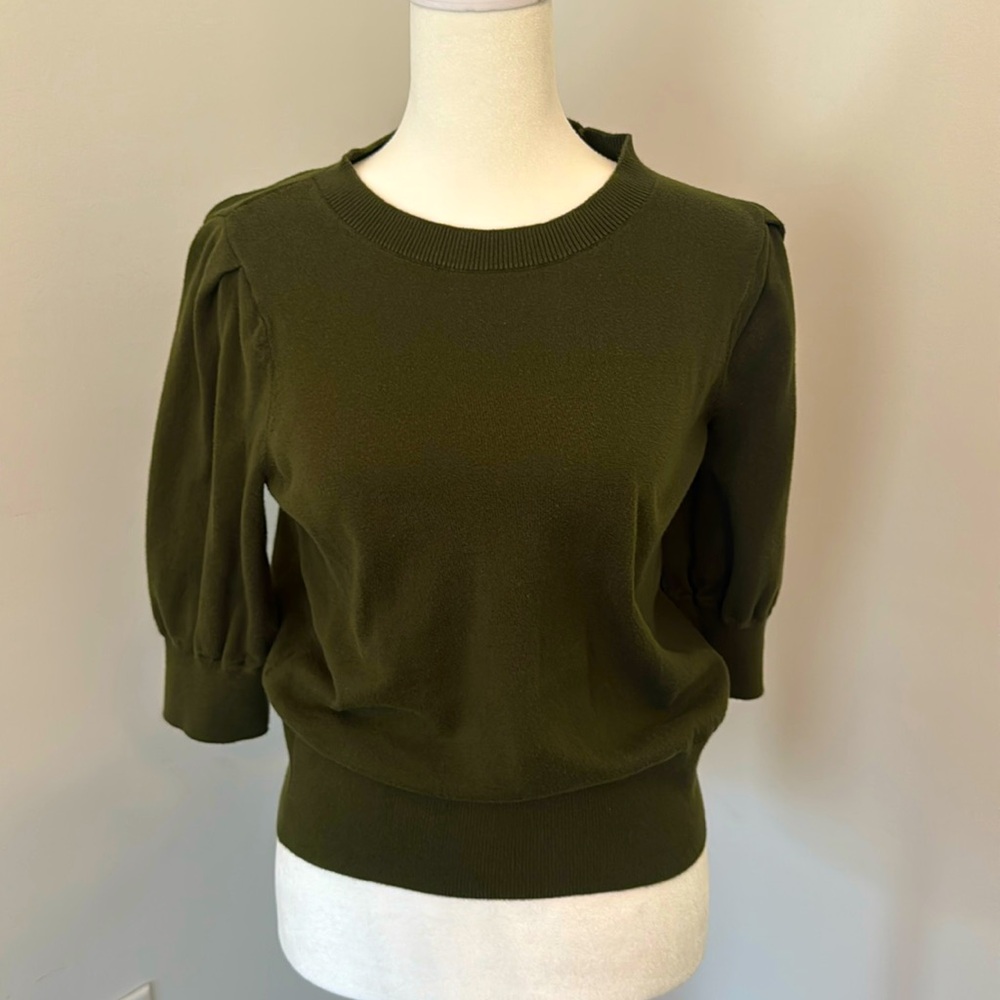 Ann Taylor Ribbed Trim Crew Neck Sweater Tee
